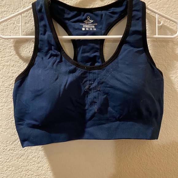 Sports bra - Picture 2 of 8